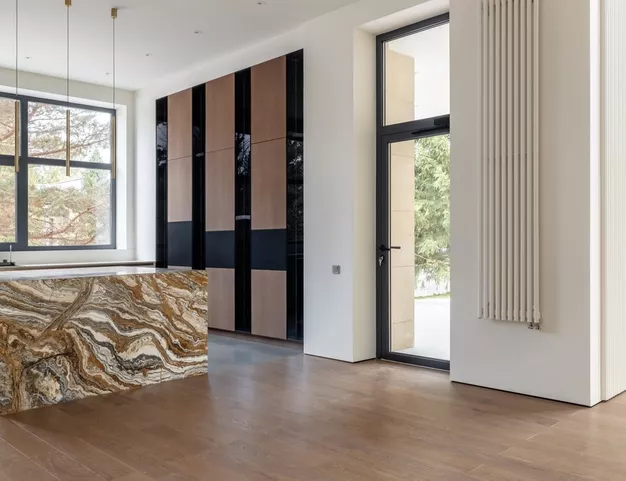 дом  в КП Резиденции Бенилюкс, 19 км от МКАД