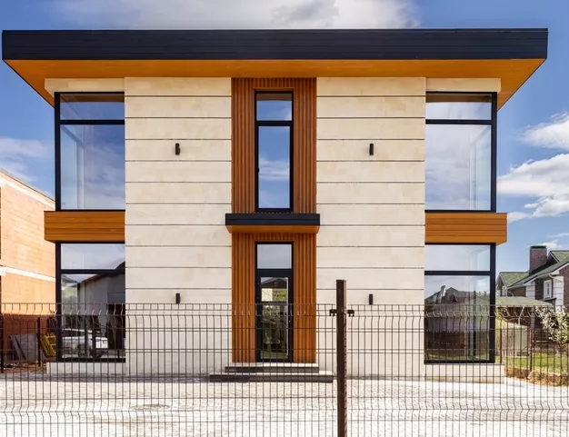 дом  в КП Новорижский, 19 км от МКАД