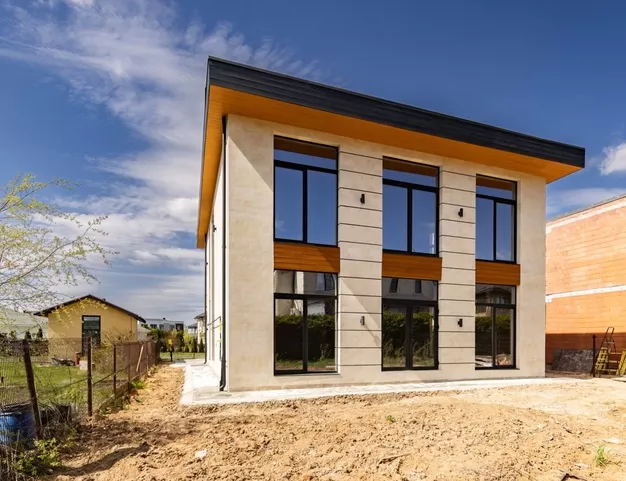 дом  в КП Новорижский, 19 км от МКАД