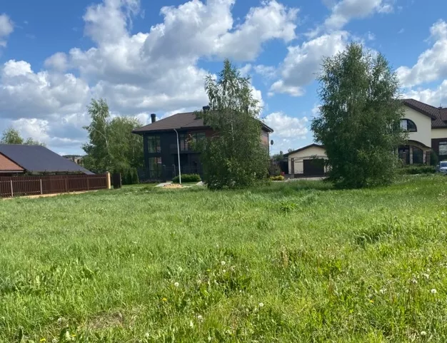 участок  в КП Лес и река, 14 км от МКАД