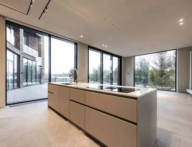 дом  в КП Березки, 17 км от МКАД