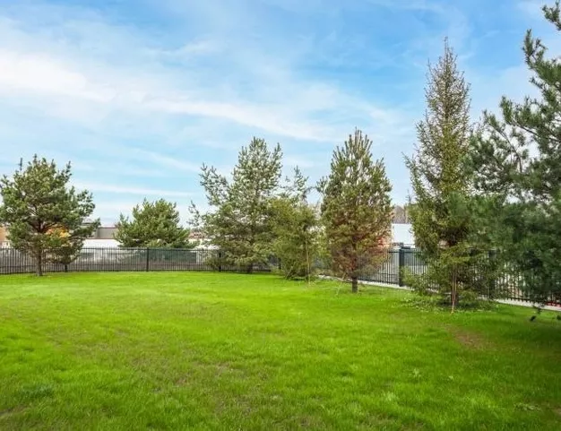 дом  в КП Березки, 17 км от МКАД