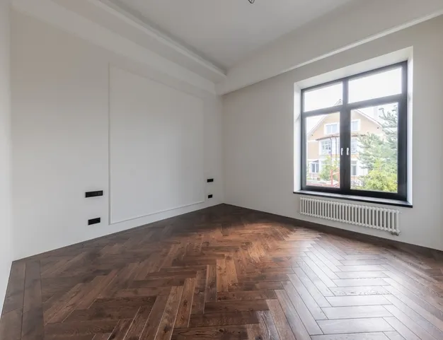 дом  в КП Петровский, 13 км от МКАД