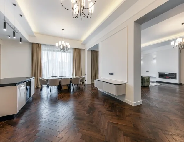 дом  в КП Петровский, 13 км от МКАД