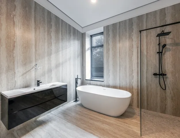 дом  в КП Петровский, 13 км от МКАД