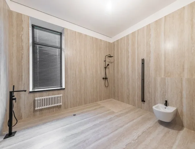 дом  в КП Петровский, 13 км от МКАД