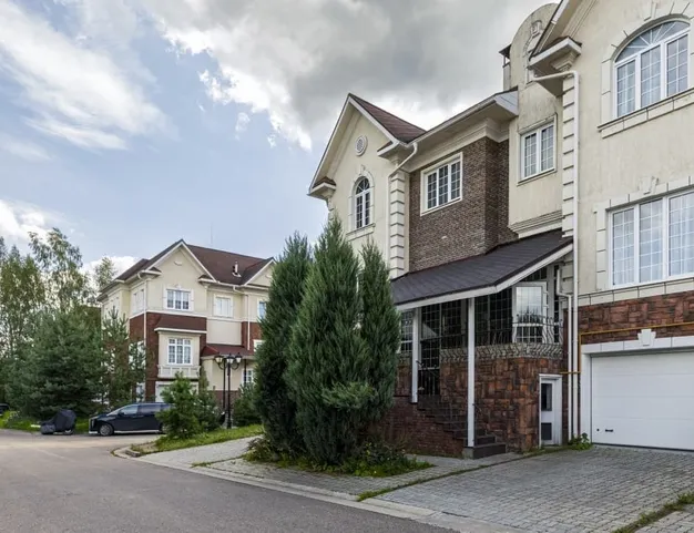 таунхаус  в КП Онегино, 25 км от МКАД