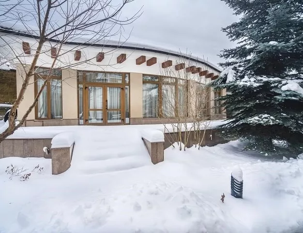 дом  в КП Новахово, 14 км от МКАД