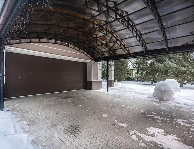 дом  в КП Новахово, 14 км от МКАД