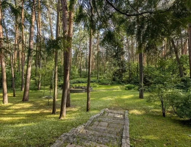 дом  в КП Серебряный Бор, 1 км от МКАД