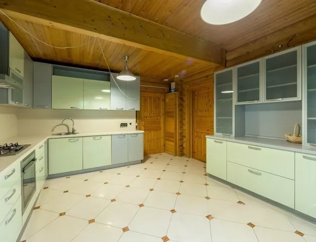 дом  в КП Серебряный Бор, 1 км от МКАД