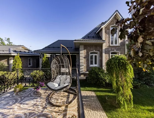 дом  в КП Николина Поляна, 18 км от МКАД