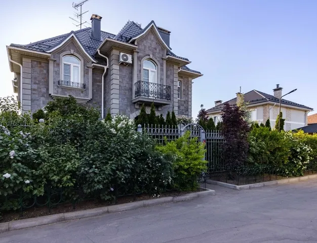 дом  в КП Николина Поляна, 20 км от МКАД