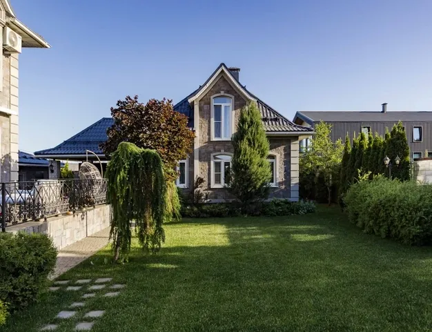 дом  в КП Николина Поляна, 20 км от МКАД