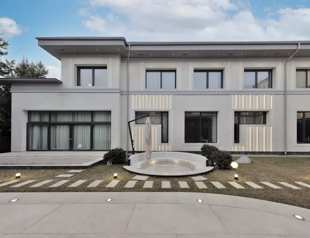 дом  в КП Речной, 4 км от МКАД