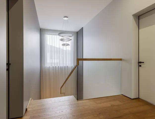 дом  в КП Заря, 16 км от МКАД