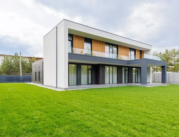 дом  в КП Заря, 16 км от МКАД