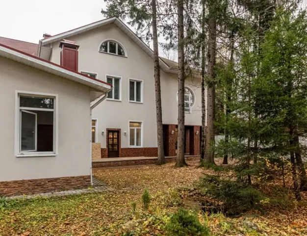 дом  в КП Шишкин лес, 40 км от МКАД