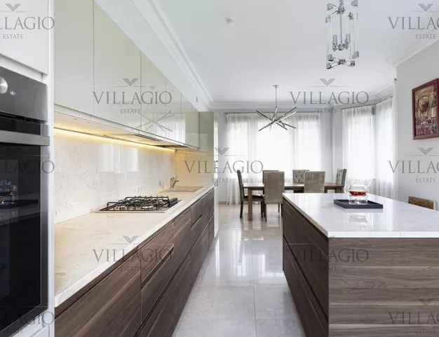 дом  в КП Величъ, 39 км от МКАД