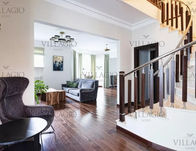 дом  в КП Величъ, 39 км от МКАД