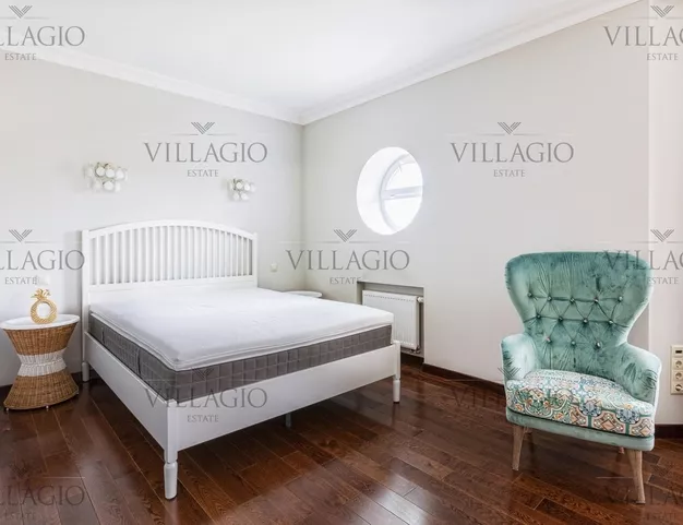 дом  в КП Величъ, 39 км от МКАД