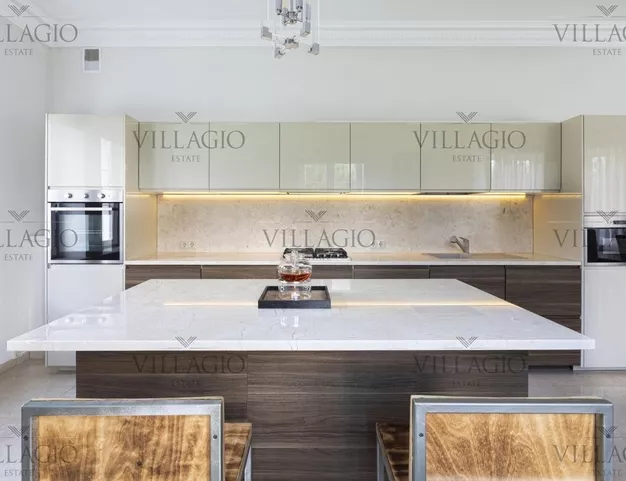 дом  в КП Величъ, 39 км от МКАД