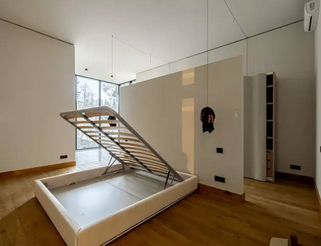 дом  в КП Николина гора, 25 км от МКАД