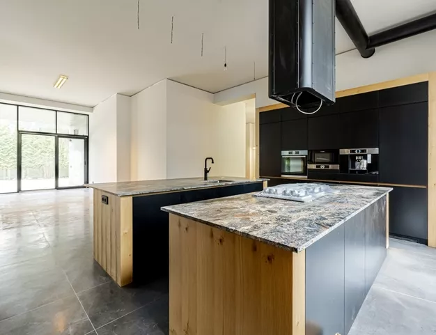 дом  в КП Николина гора, 25 км от МКАД