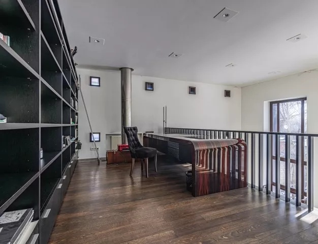 дом  в КП Ильинка, 13 км от МКАД