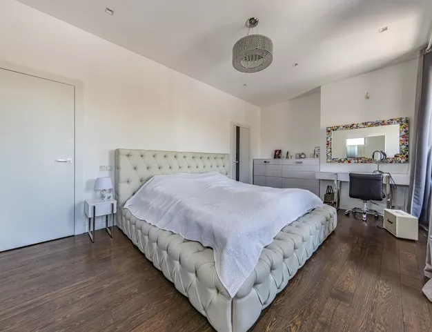 дом  в КП Ильинка, 13 км от МКАД