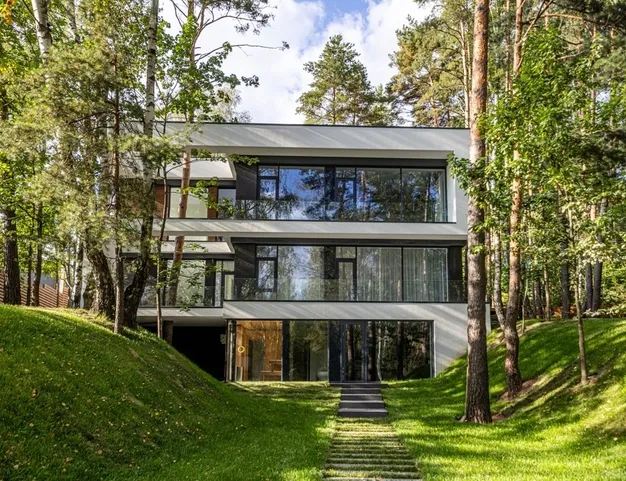 дом  в КП Веледниково, 17 км от МКАД