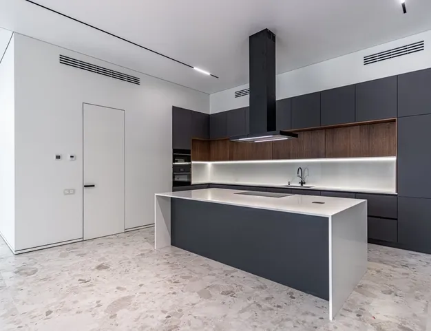 дом  в КП Веледниково, 17 км от МКАД