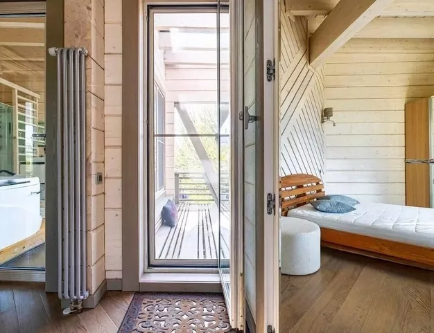 дом  в КП Монтевиль, 23 км от МКАД