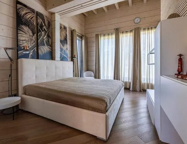 дом  в КП Монтевиль, 23 км от МКАД