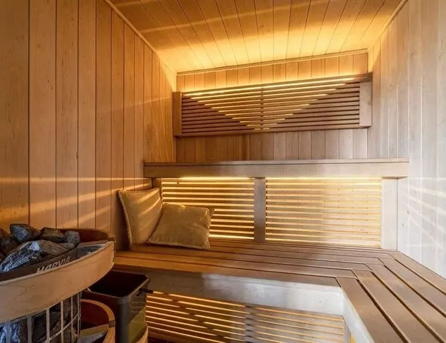 дом  в КП Монтевиль, 23 км от МКАД