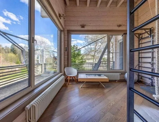 дом  в КП Монтевиль, 23 км от МКАД