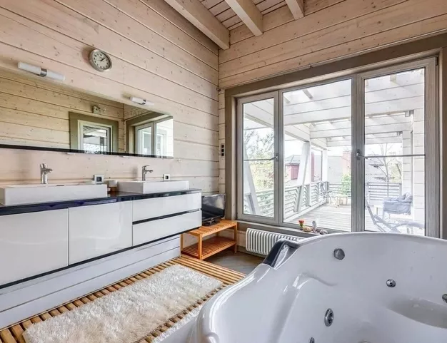 дом  в КП Монтевиль, 23 км от МКАД