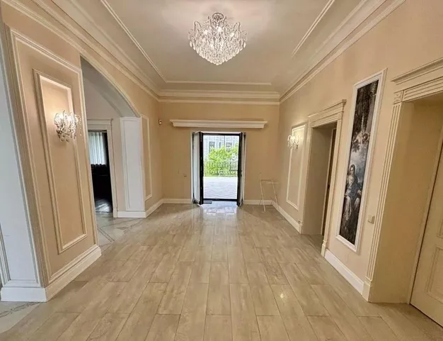 дом  в КП Монтевиль, 23 км от МКАД