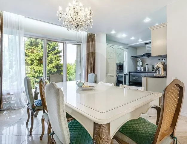 дом  в КП Изумрудный век, 16 км от МКАД