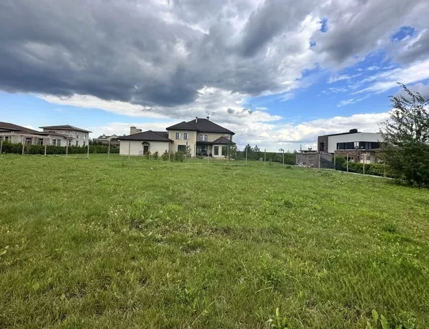 участок  в КП Шато Соверен, 16 км от МКАД