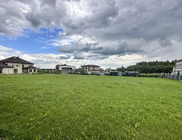 участок  в КП Шато Соверен, 16 км от МКАД