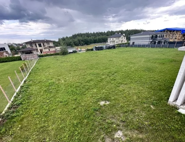 участок  в КП Шато Соверен, 16 км от МКАД