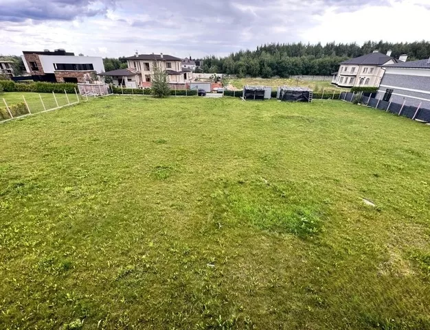 участок  в КП Шато Соверен, 16 км от МКАД