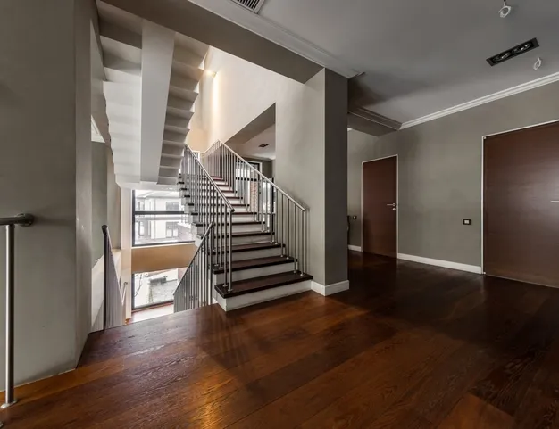 дом  в КП Резиденции Бенилюкс, 19 км от МКАД