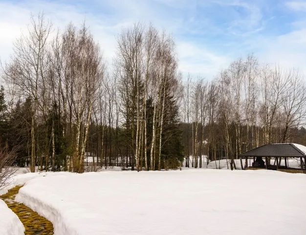 дом  в КП Резиденции Бенилюкс, 19 км от МКАД