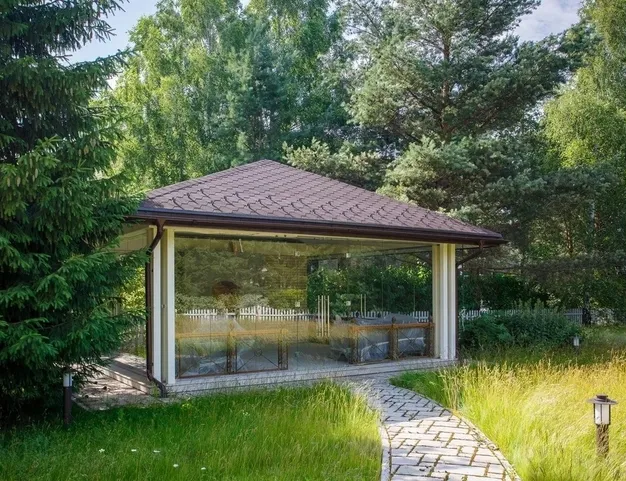 дом  в КП Резиденции Бенилюкс, 19 км от МКАД