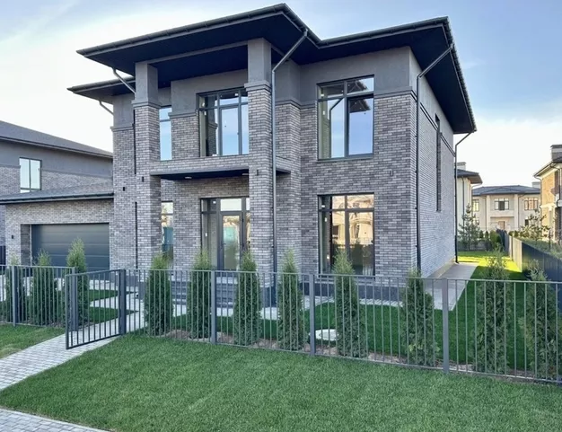 дом  в КП Павловы Озера, 14 км от МКАД