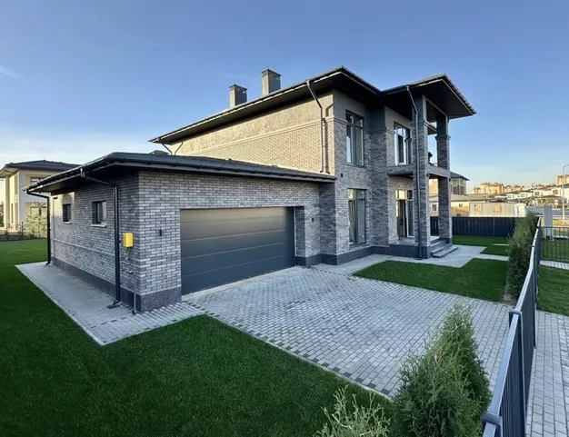 дом  в КП Павловы Озера, 14 км от МКАД