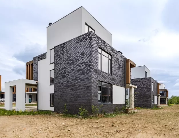 дом  в КП Хюгге Хаус, 7 км от МКАД