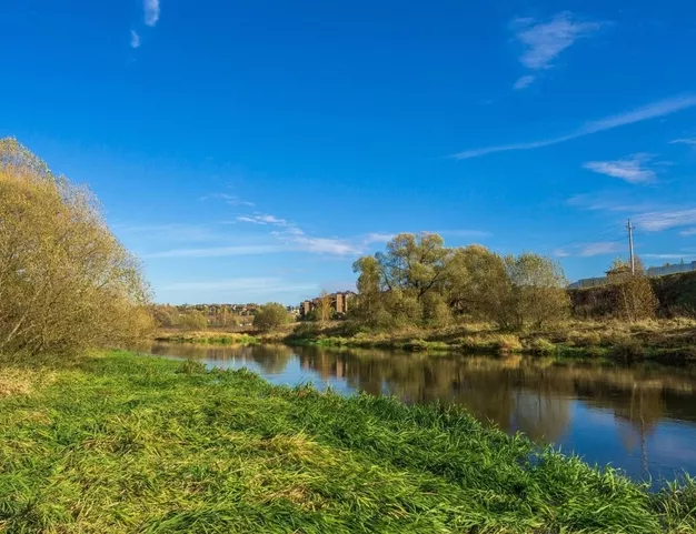 дом  в КП Лес и река, 14 км от МКАД
